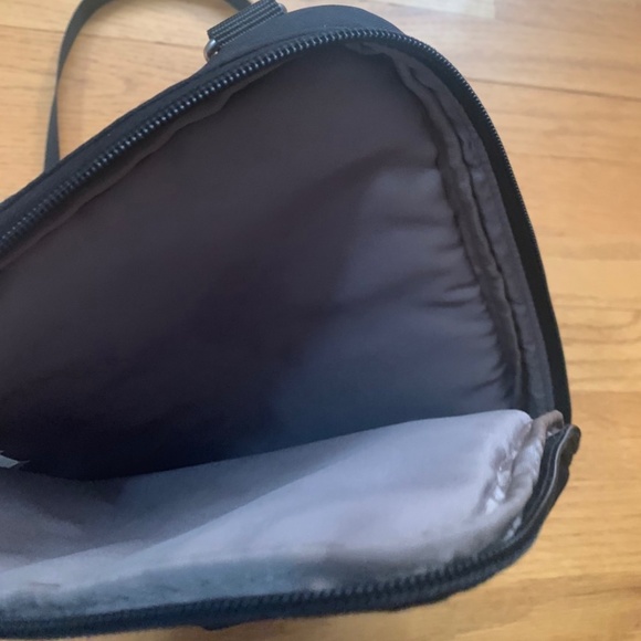 Baggallini crossbody bag - Picture 4 of 5